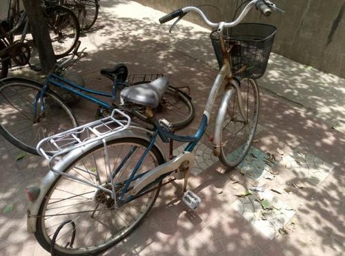 山地车轮胎更换全攻略及坐垫调节技巧